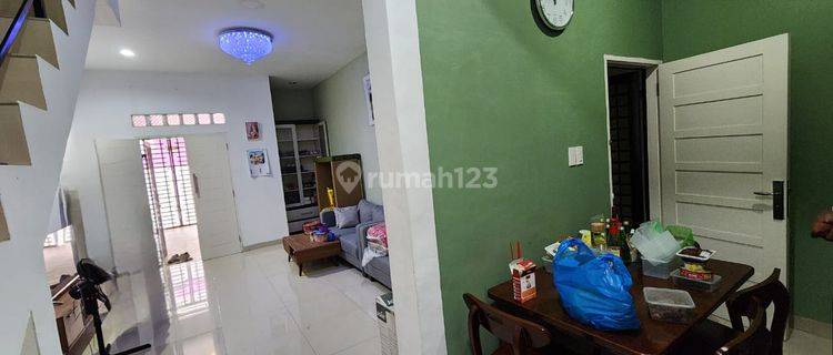 Di Jual Daerah Amir Hamzah Komplek Griya Townhouse Kota Medan 1