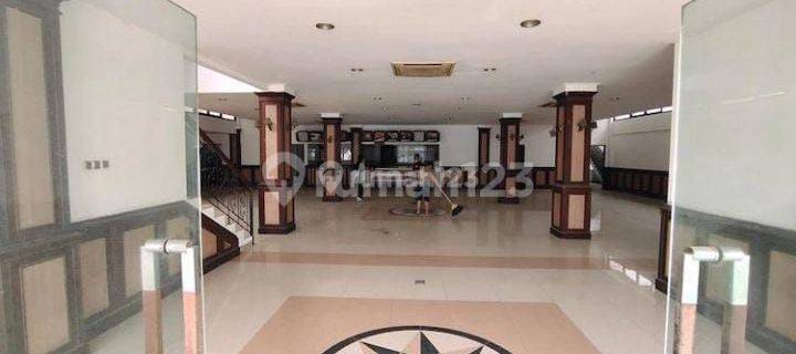 Jual Gedung Bangunan Rumah Besar Cocok Buat Gudang  1