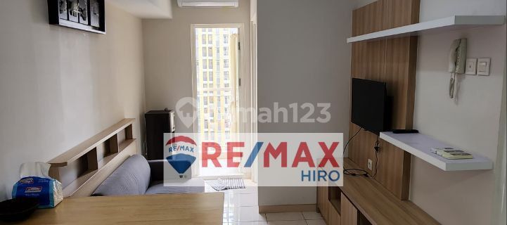 For rent: 2BR fully furnished apartment with pool view at Caldesia Springlake Tower, Bekasi. 1