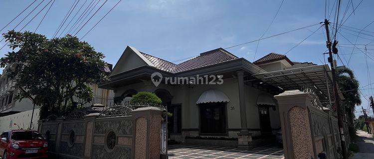 Dijual Villa Jalan Cemara Gang Rambutan 1