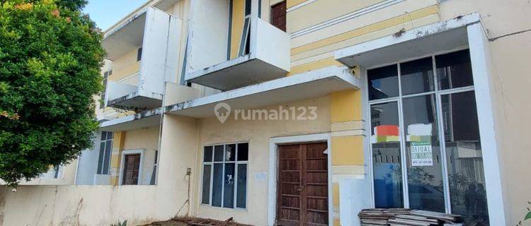 Dijual Rumah Di Komplek Graha Metropolitan Sophie Suite Golf View 1