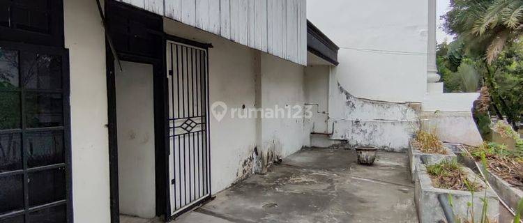 Disewakan Rumah Ex Cafe Kantor Usaha Medan Inti Kota 1