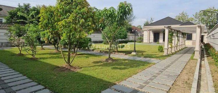 Dijual Villa Rumah Mewah Jalan Karya Furnish Medan 1