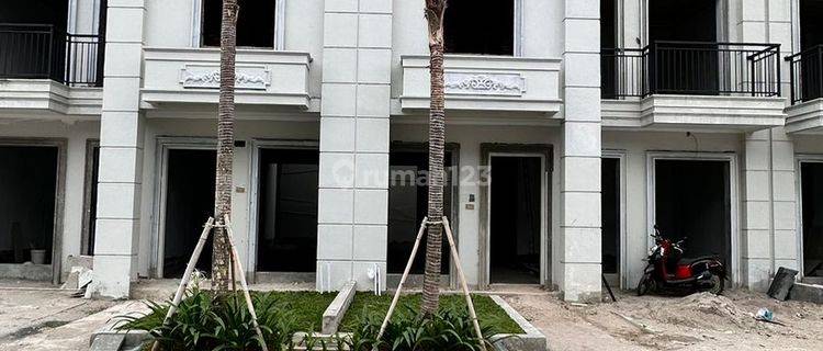 Dijual Townhouse Jalan Starban Komplek Jewel Park 1