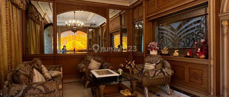 Dijual Villa Jalan Perhubungan Udara Komplek Grand Polonia 1