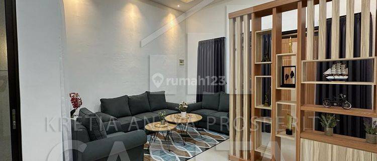 Rumah Kontrakan 2 Lantai Bagus Furnished SHM di Kota Baru Parahyangan, Bandung 1