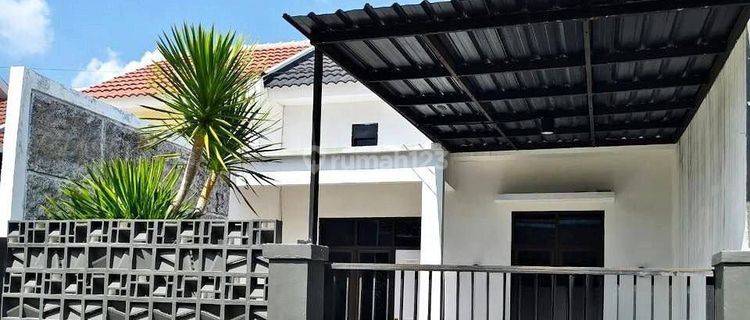 Rumah Modern Minimalis Bagus Di Perumahan Sarirogo Sidoarjo 1