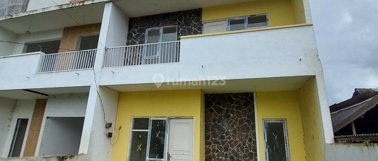 Rumah Siap Huni dekat pasar Gadang Kota Malang 1
