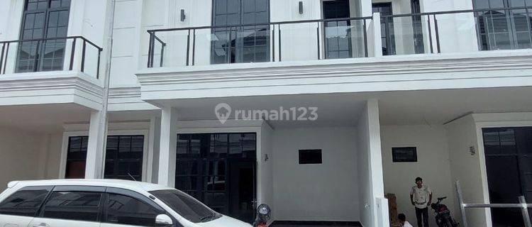 Rumah Cantik Komplek Reyhan Haus 1 Helvetia 1