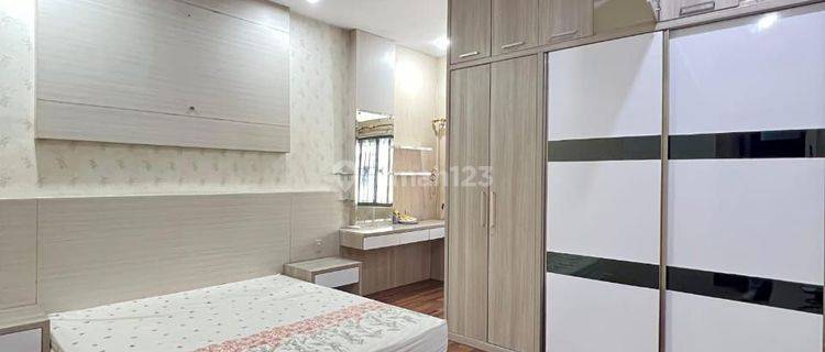 Disewakan Rumah Full Furnish Inti Kota Medan 1