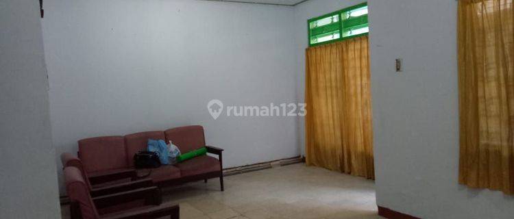 Dijuul Rumah Atau Ruko 2 Lt Jl.sarappo Dkt Jl.tarakan 4x20m2 Harga 750 Juta Net  1