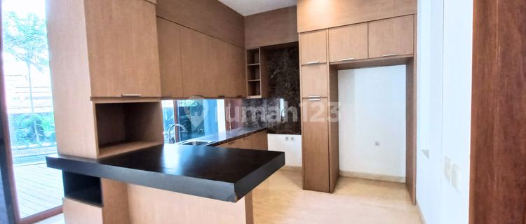 Rumah Brand New Mewah Dengan Swimming Pool Di Patra Kuningan Lokasi Elite Dan Strategis 1