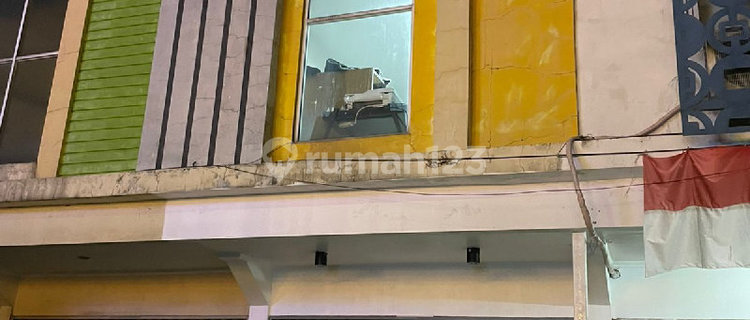 2.5-Storey Shop House in Strategic Location at Galuh Mas Karawang Ready to Use 1