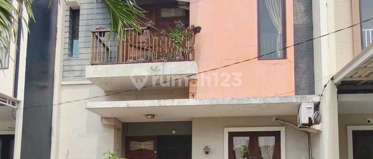 Rumah 2 Lantai Harapan Indah Cluster Harmoni 1