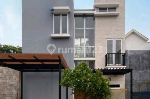 FOR SALE Bintaro Jaya - Kebayoran Ready-to-Occupy House 1