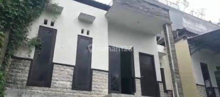 Butuh Uang Cepat...dijual Rumah Hitung Tanah Aja..gubug 1