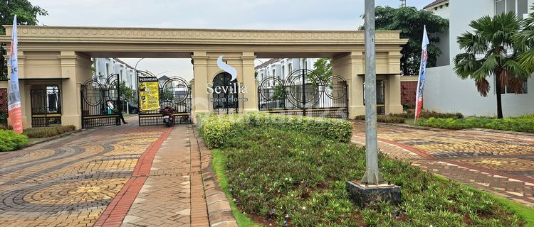 Nice House Already Renovated Near President University Campus. 1