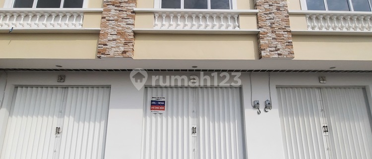 Good Ready-to-Use Shop House Near Jababeka Golf 1