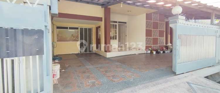 2-Story House in a Complex Ready to Live in Kebayoran Lama 1