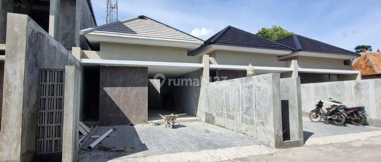 Rumah Modern Purwomartani 1