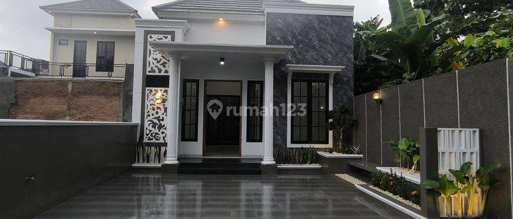 Rumah Modern Minimalis Sleman 1