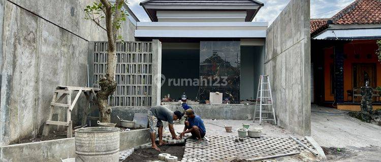 Rumah Baru Full Furnished Purwomartani 1