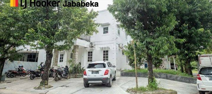 Dijual Rumah Kos 2 Lantai 23 Pintu Fully Furnished Meadow Green  1