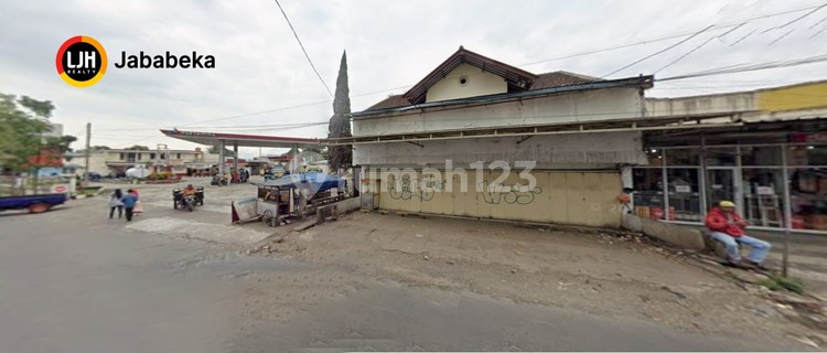 Strategic Shop House for Sale/Rent in Bayongbong Garut — Prime Location Near Gas Station, Ideal for Business! 1