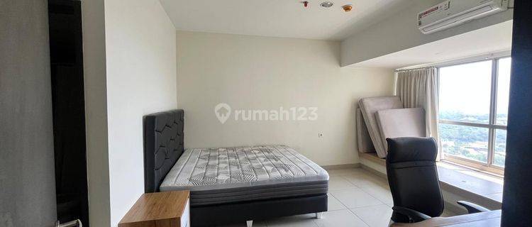 Dijual Apartemen Westwood 3BR Semi Furnished Siap Huni, Oc  1