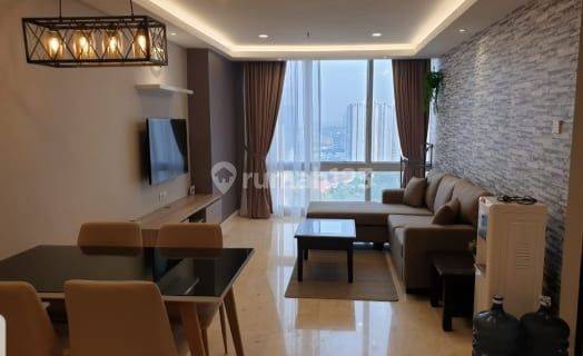 Sewa Apartement The Grove Tower The Empyreal 1 BR Furnished Balkon Besar 1