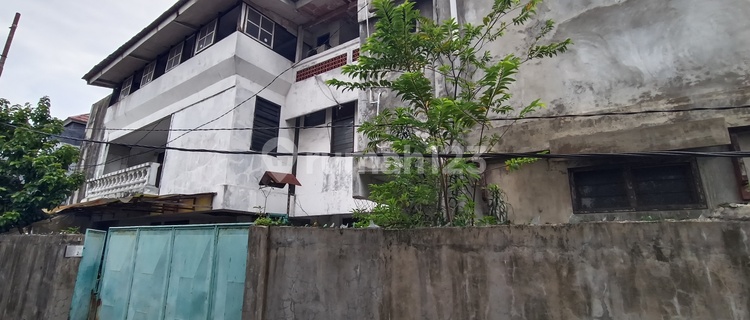 Disewakan - Rumah 3 Lantai Besar & Strategis Jalan Cokroaminoto - Denpasarsewa Rumahjalan Raya Cokroaminoto Denpasar - Denpasar 1