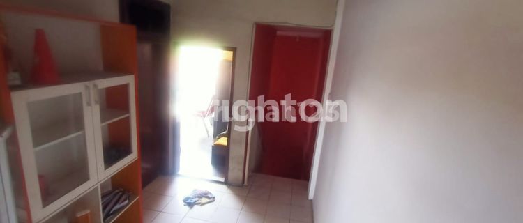 STRATEGIC AND PREMIUM RUKO LOCATION ON MAIN ROAD COKROAMINOTO UBUNG KAJA DENPASAR 1