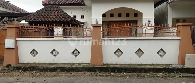 Dijual Rumah Asri & Nyaman - Pagutan, Lombok (Ntb)Jual Rumahjalan Pagutan Mataram Nusa Tenggara Barat - Mataram 1