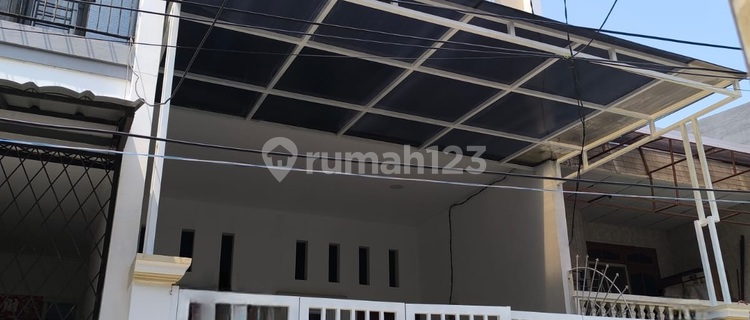 New House for Sale in East Pademangan 1