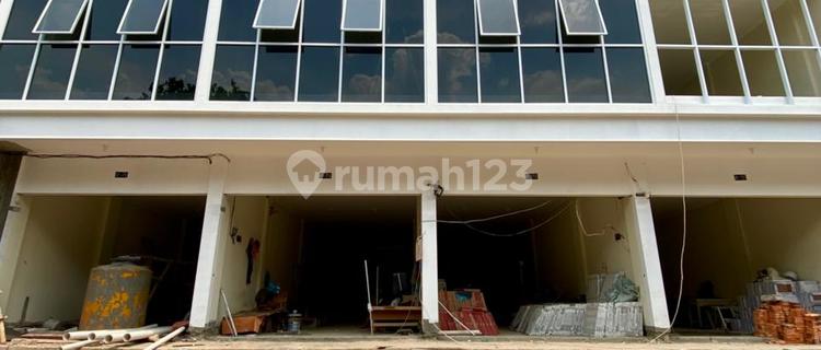 Shop House for Rent in Green Ville - Can Rent Two Units Together Land: 4x25/3Floors Building Area: 200M2 Bathrooms: 3 Water/Electricity: 2200Watt SHM Price: 220Million/Year 1