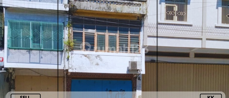 For Sale: 3-Story Commercial Building (Ruko) on Ponegoro Main Road, Strategic In-City Location, Slight Negotiation, Certificate of Ownership (KK). 1