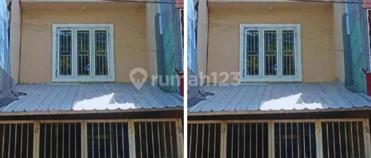 For Sale 3-Story Shop House on Tentara Pelajar Road, Strategic Location 1