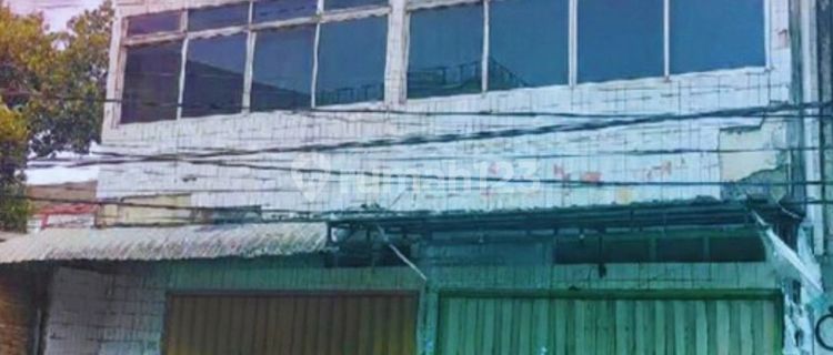 For Sale 3-Storey Shop House on Diponegoro Main Road, 2 Strategic Shop House Lots 1