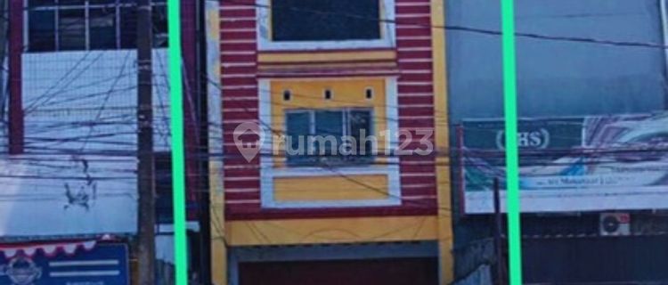 For Sale 3-Story Shop House on the Main Road Near the Grand Mosque in Makassar City Center, Negotiable. 1