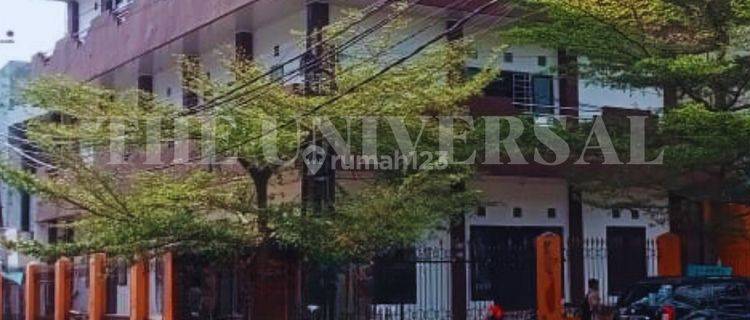 Dijual disewakan Rumah 3,5Lt Poros Tupai Cocok Kantor sekolah JJ  1