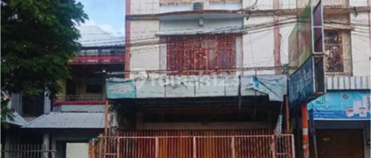 For Sale 3-Story Shop House on Cendrawasih/Opu Dg Risaju Street, Strategic Location, Negotiable Price 1