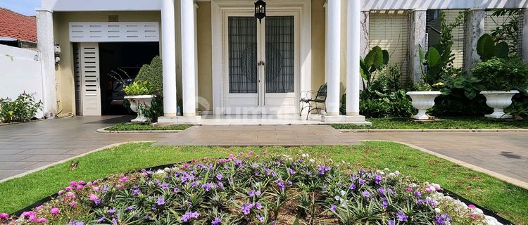 Rumah Furnish Pernata Hijau Jakarta Selatan 1