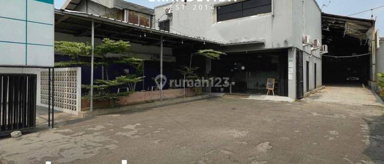 Harga Menarik Bangunan Komersil Cocok Untuk Tempat Usaha Cafe Atau Coffe Shop Parkir Luas 1