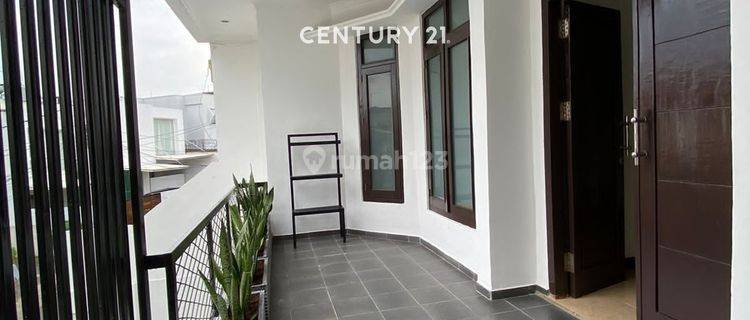 Disewakan Rumah Cozy Modern Minimalis Di Senopati   1