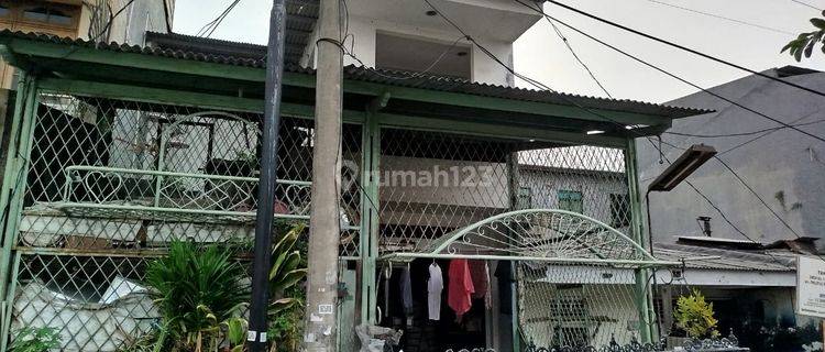 Rumah Bagus Furnished SHM di Bojong Indah, Jakarta Barat 1