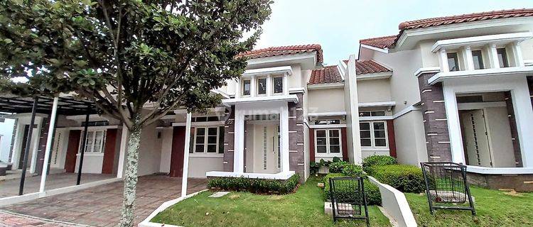 Rumah di Kota Baru Parahyangan Bandung, Bagus Modern Minimalis 1