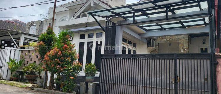 Rumah Modern Minimalis Half Furnished Di Bukit Cimanggu City, Bogor 1