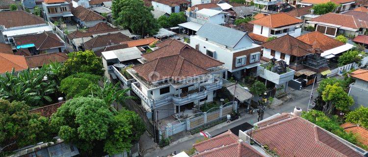 Rumah Besar 6 Kamar Lingkungan Tenang Akses Jalan Teuku Umar  1