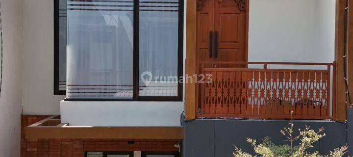 Rumah 2 Lantai Baru Furnished HGB di Jl Sasando,lowokwaru,kota Malang Jawa Timur , Malang 1