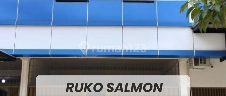 For Rent 3-Story Shop House Batam Center Busy Location Suitable for All Businesses 1